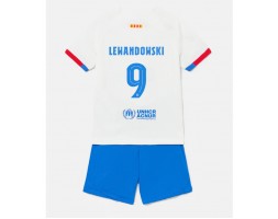 Barcelona Robert Lewandowski #9 babykläder Bortatröja barn 2023-24 Korta ärmar (+ Korta byxor)